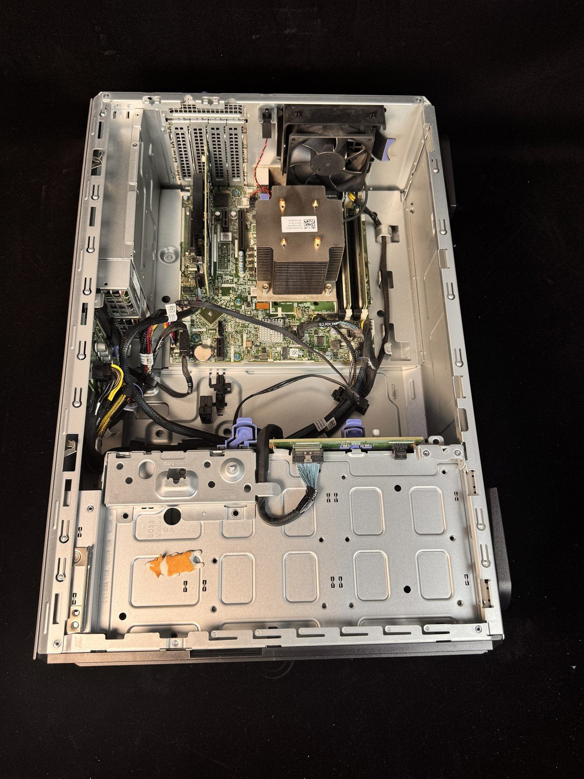 POWEREDGE T350 TOWER XEON 1x 6C E-2336 2.9GHz 32GB RAM H345 4x 960GB SSD