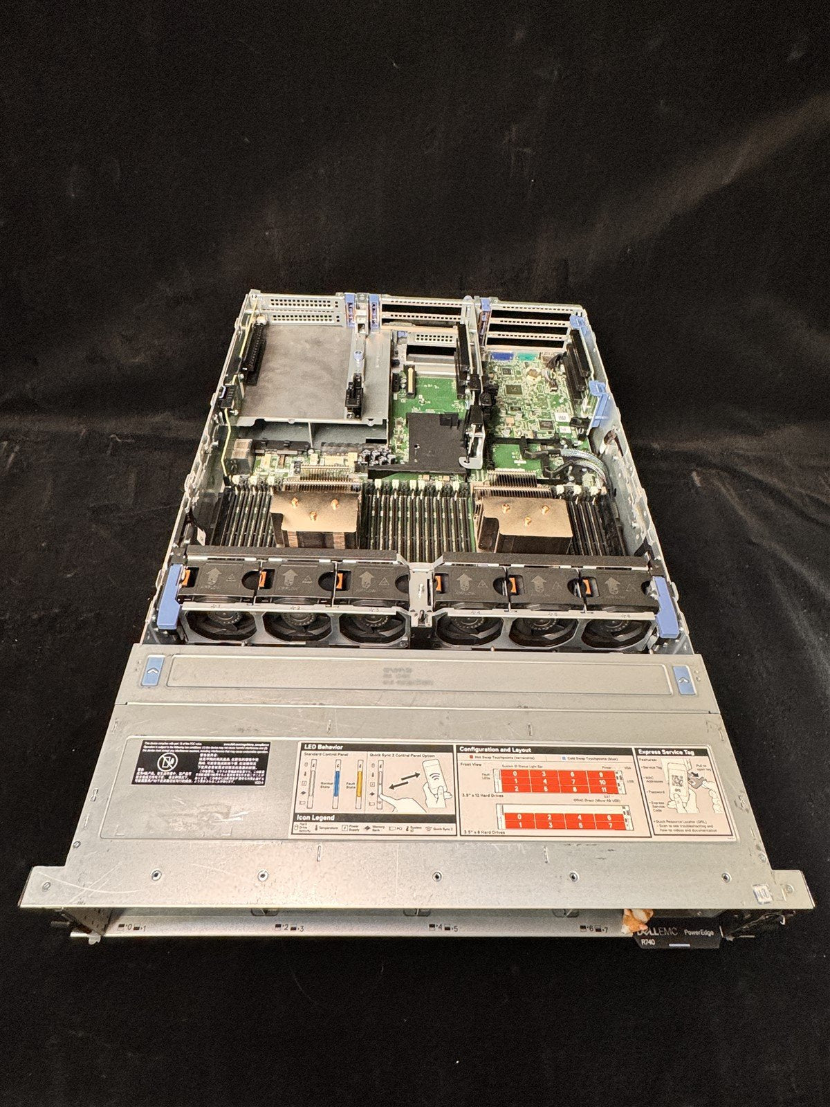 DELL POWEREDGE R740 8LFF 2x 8 CORE SILVER 4110 2.1GHz 32GB RAM 6x 8TB SATA H730P