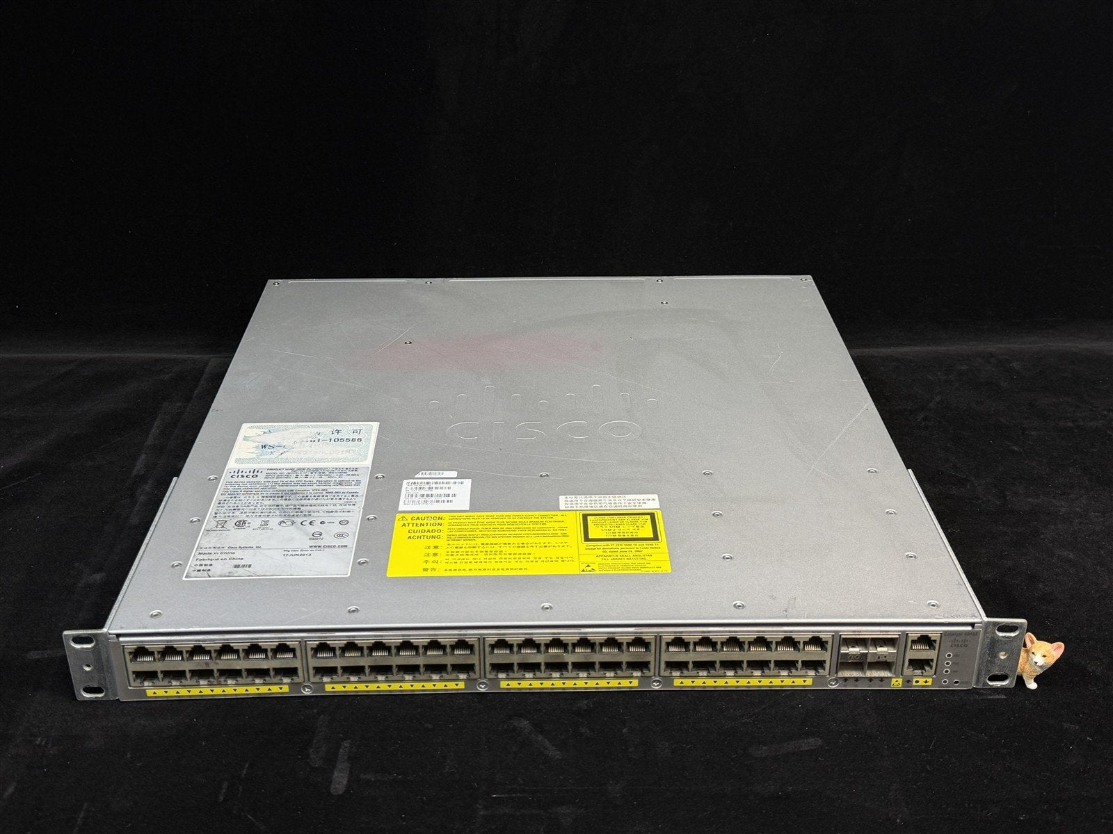 WS-C4948E CISCO CATALYST 48 PORTS GIGABIT SWITCH PWR-C49E-300AC-R