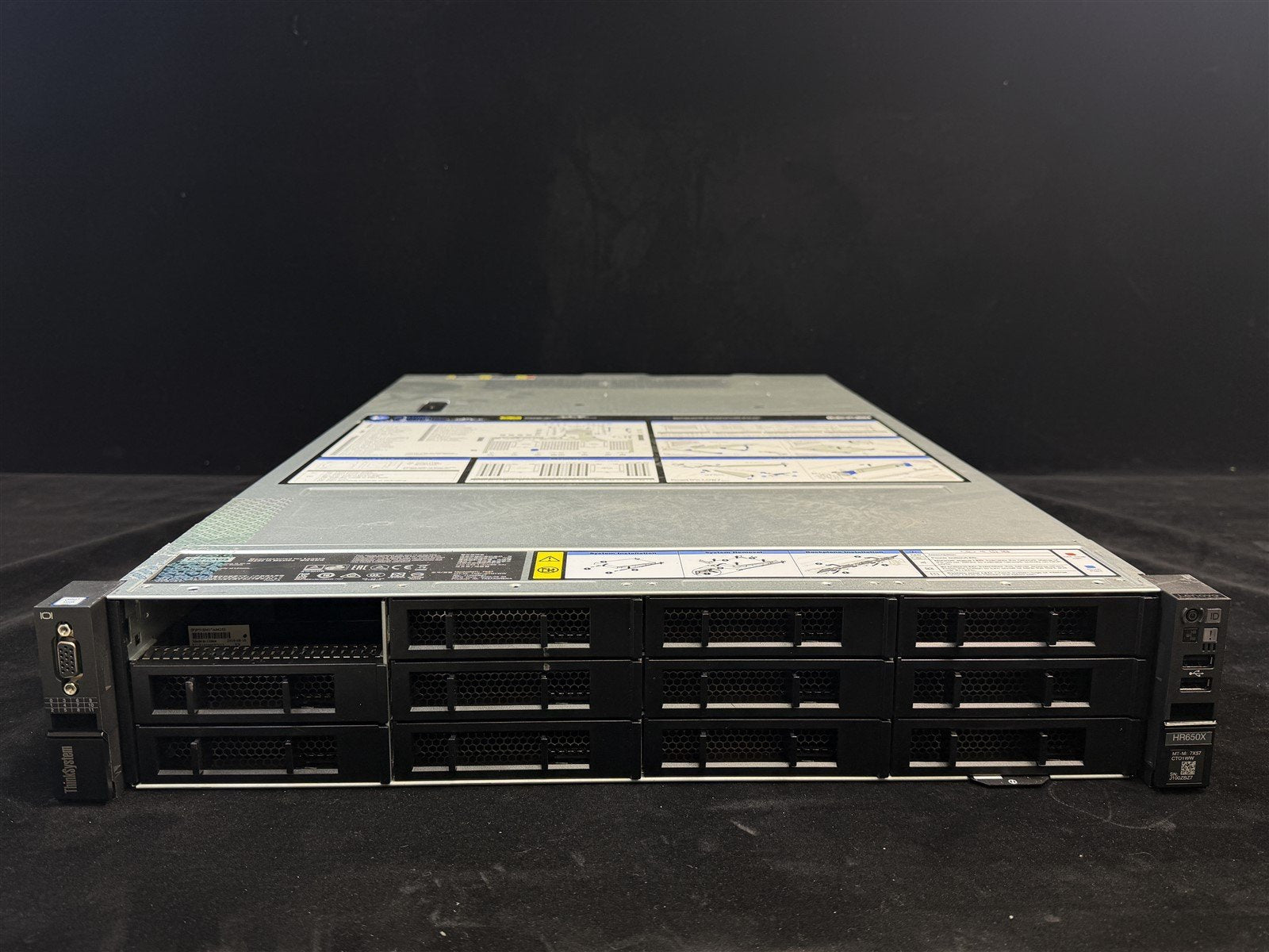 LENOVO THINKSYSTEM HR650X 12LFF BAREBONE 2x HS NVME NO CPU RAM HDD