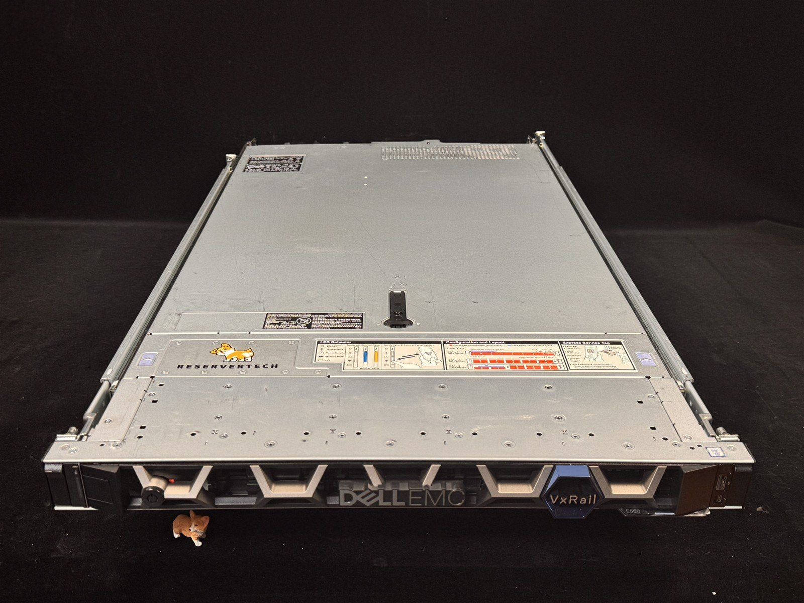Dell EMC VxRAIL E560F 10SFF 2x 20 CORE GOLD 6230 2.1GHz 64GB RAM HBA330 NO HDD