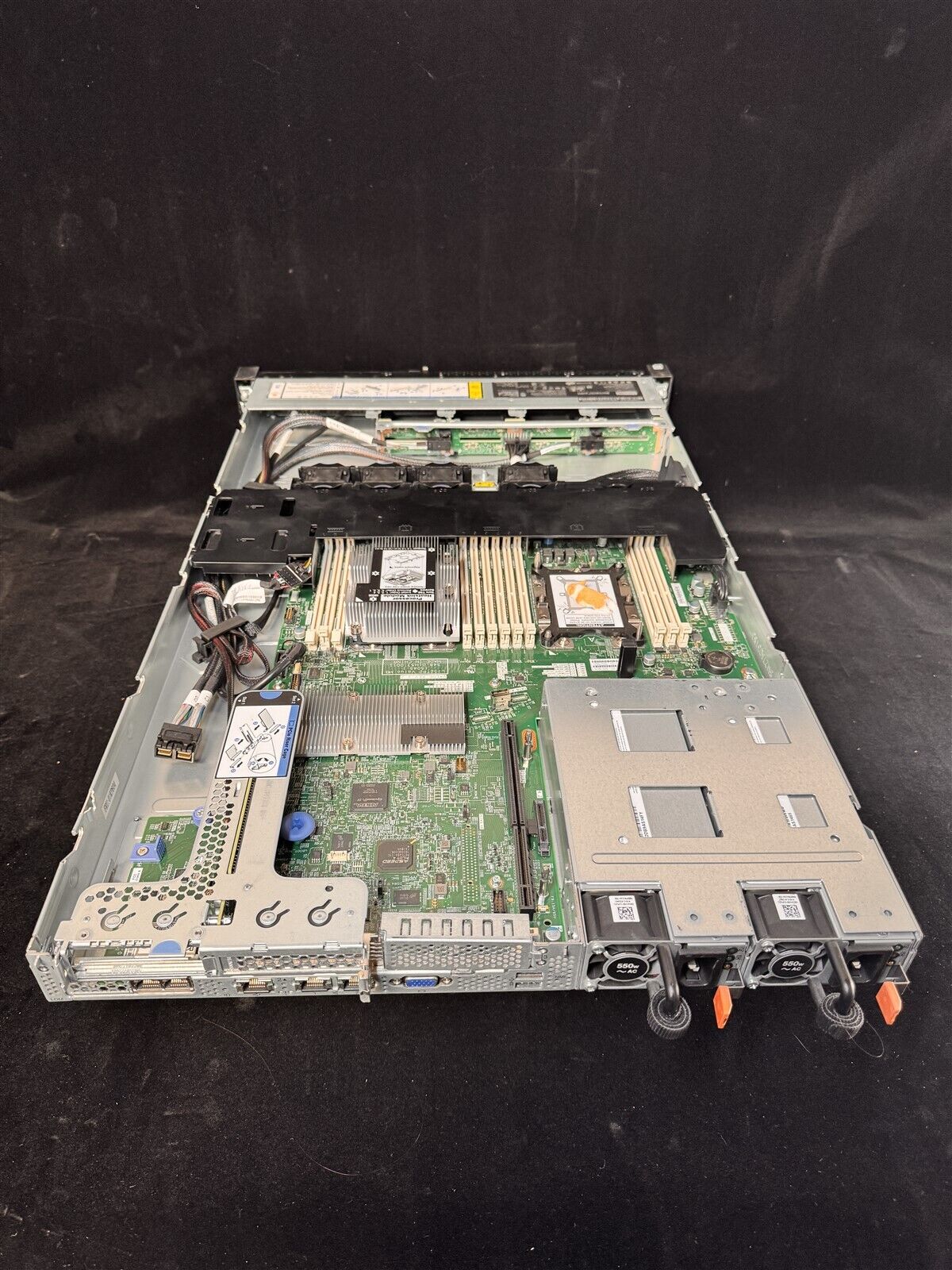 4805560
