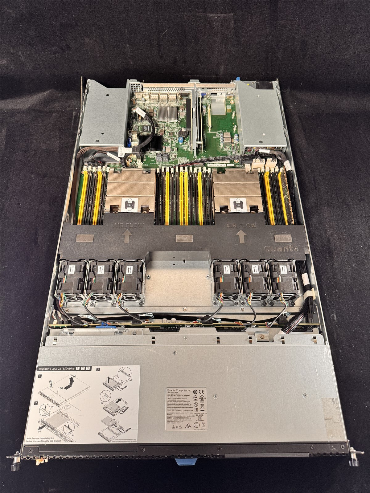 QuantaGrid Server D51B-1U 4LFF BAREBONE 2x HEATSINK 1x PSU NO HDD