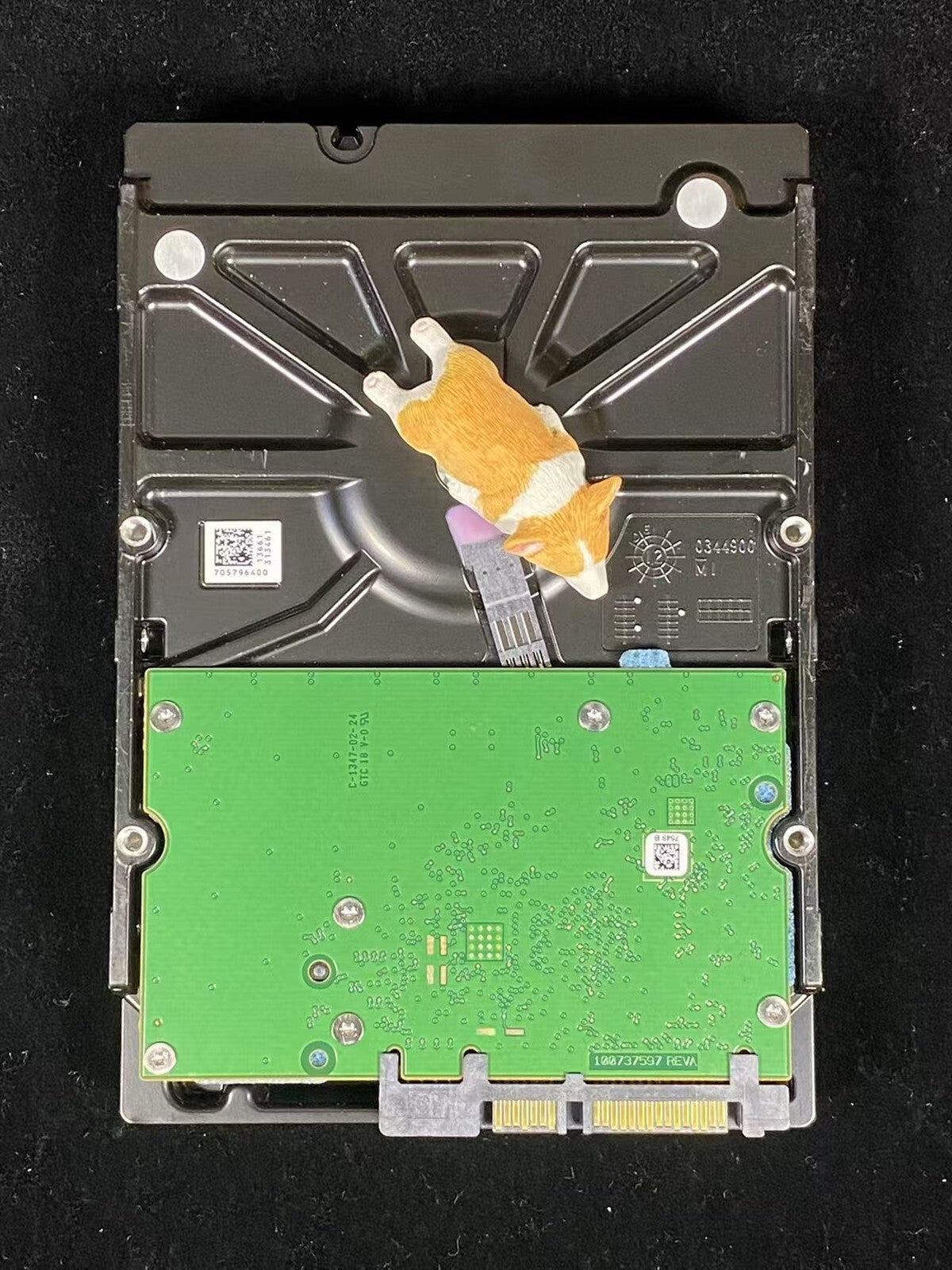 ST4000DX002 SEAGATE 4TB 7.2K 6G SATA 3.5" LFF DESKTOP HDD