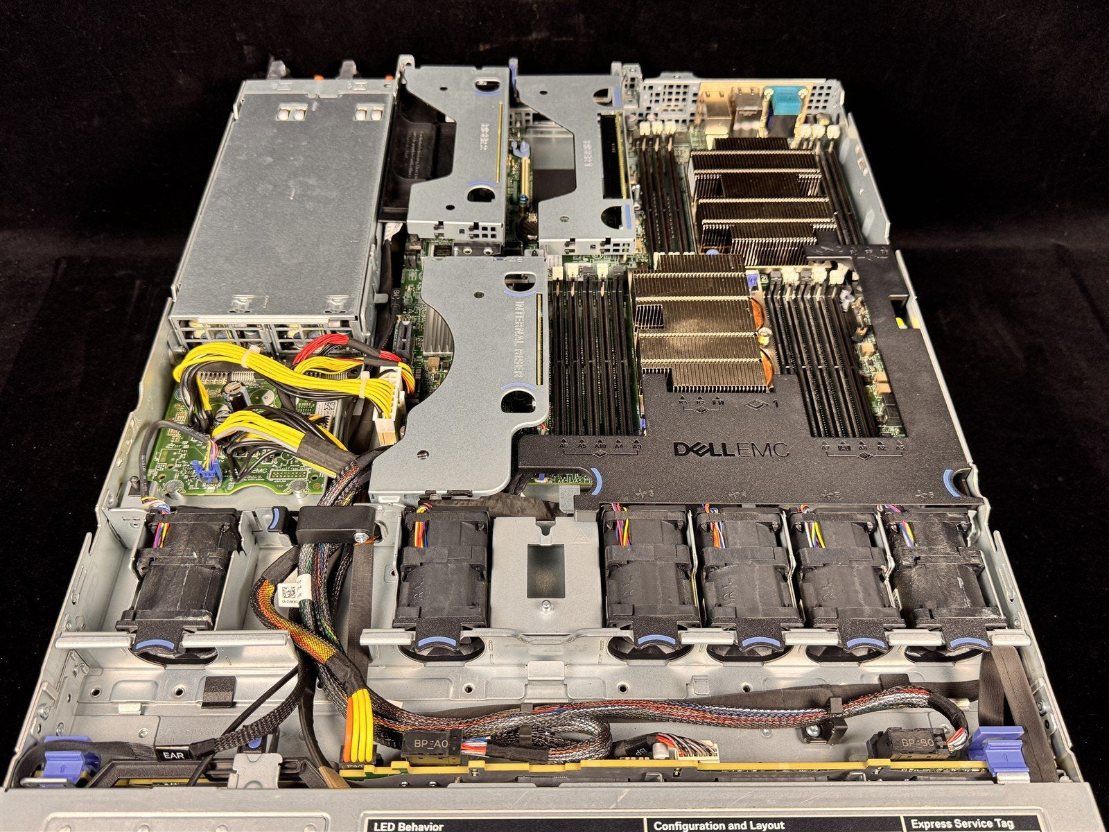 DELL POWEREDGE R440 8SFF SERVER 2x 14 CORE GOLD 6132 2.6GHz 32GB RAM H330 NO HDD