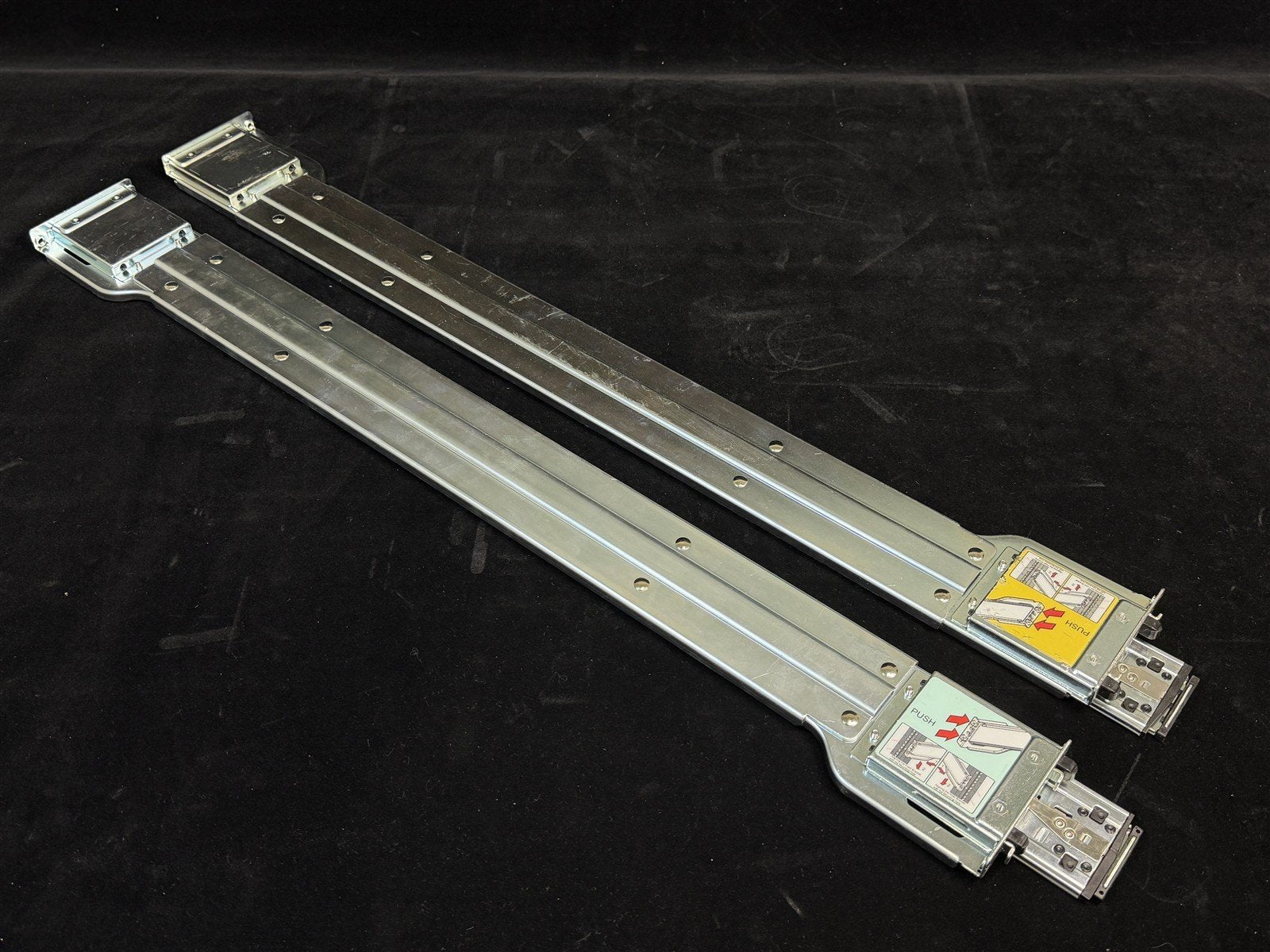W-778-B-0 W-778-A-0 SUPERMICRON 2U SERVER RACK MOUNTING RAIL OUTER & INNER