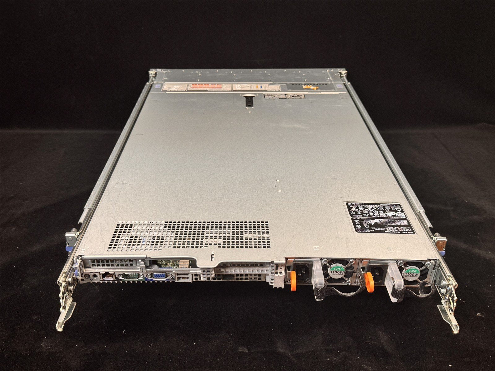 Dell EMC VxRAIL E560F 10SFF BAREBONE SERVER H730P 2x 1100W PSU NO CPU RAM HDD