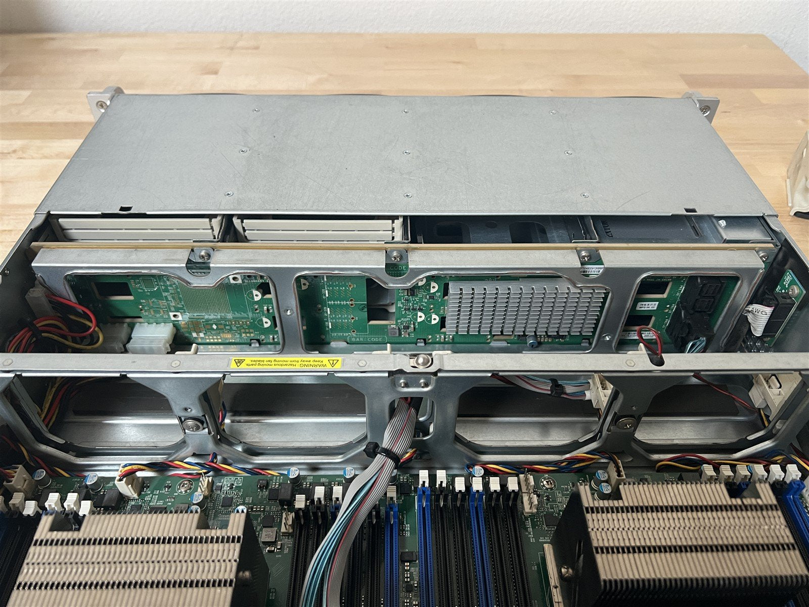 SUPERMICRO CSE-829U-X10DRU-I+ 12LFF 2x 8C E5-2620v4 2.1GHz 128GB 8x 4TB S3008L