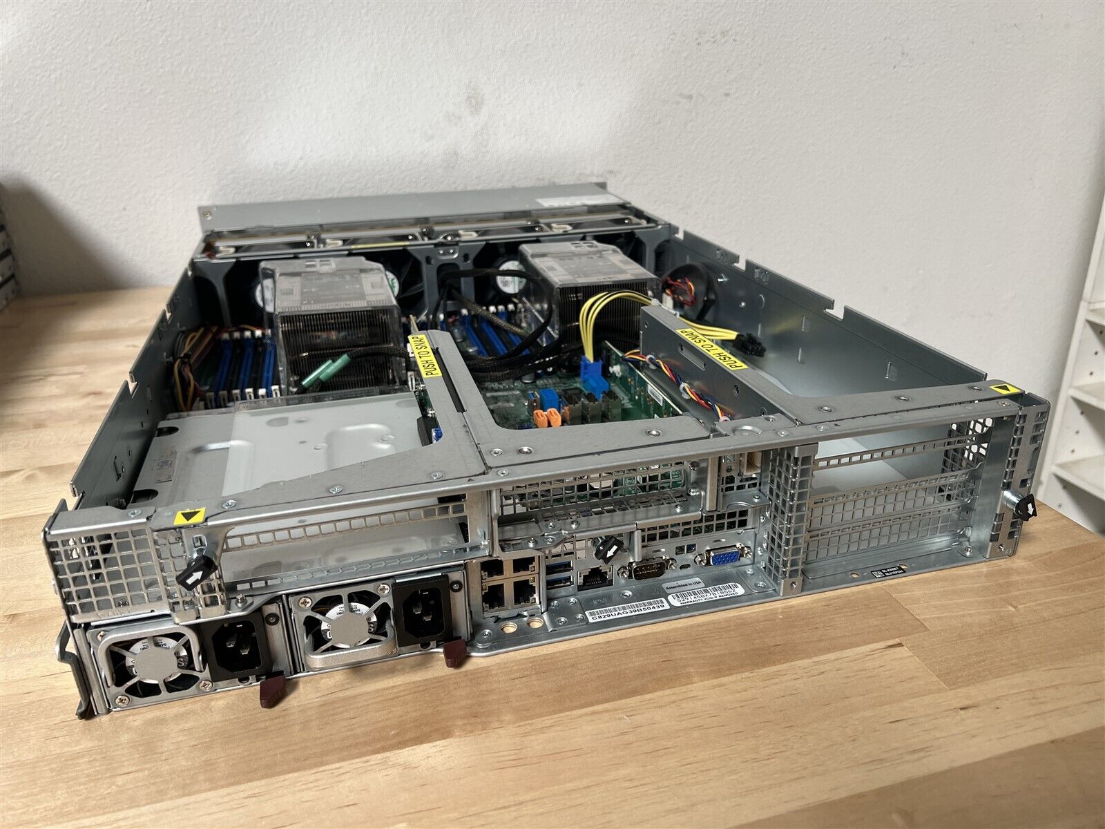 SYS6029UE1CR4T SUPERMICRO 2U SERVER 12LFF 829U10 BAREBONE CHASSIS