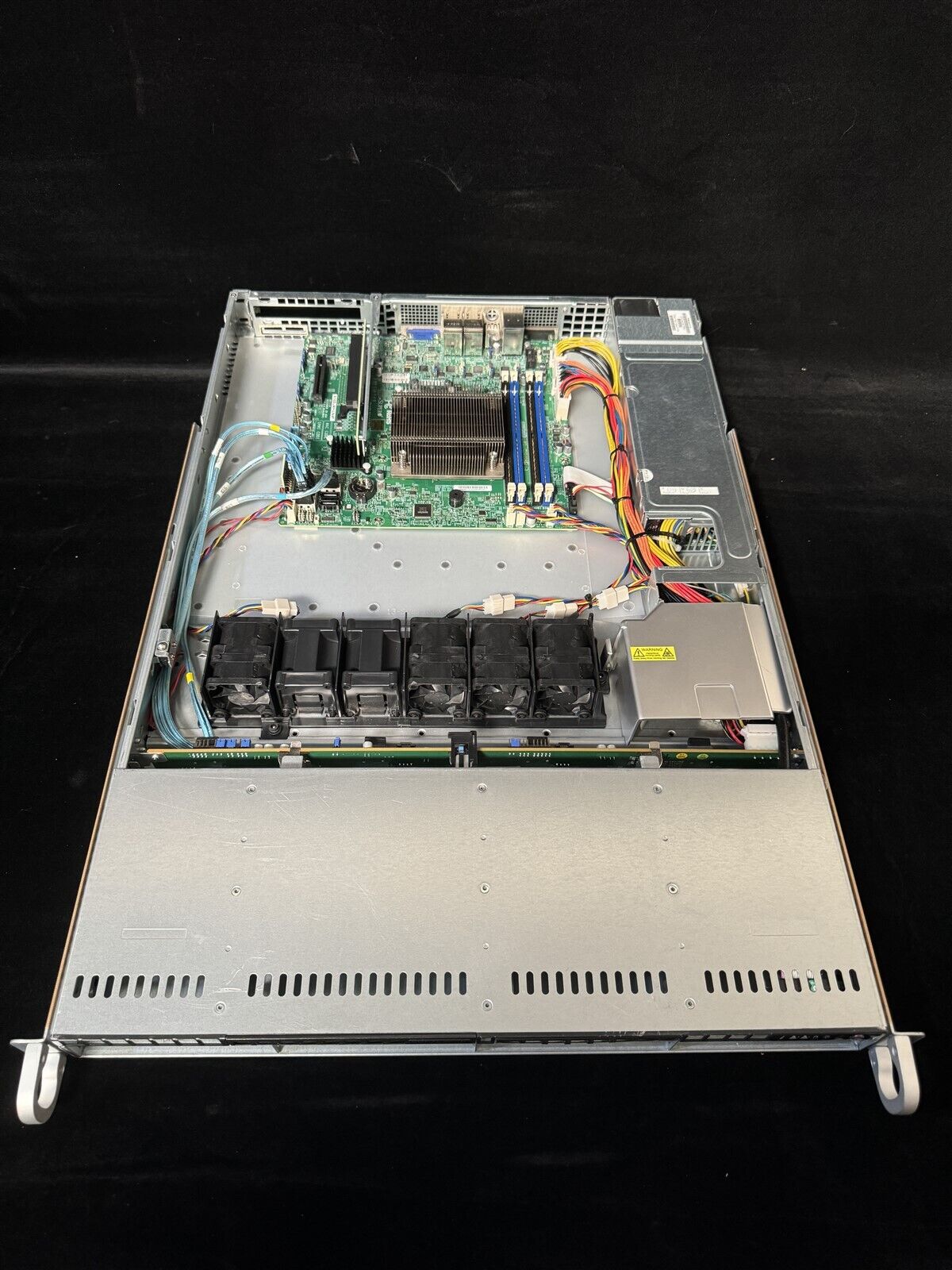 CSE-815 SUPERMICRO 1U 4LFF SERVER 1x 4C E3-1271V3 3.6GHz 32GB RAM X10SLM+-LN4F