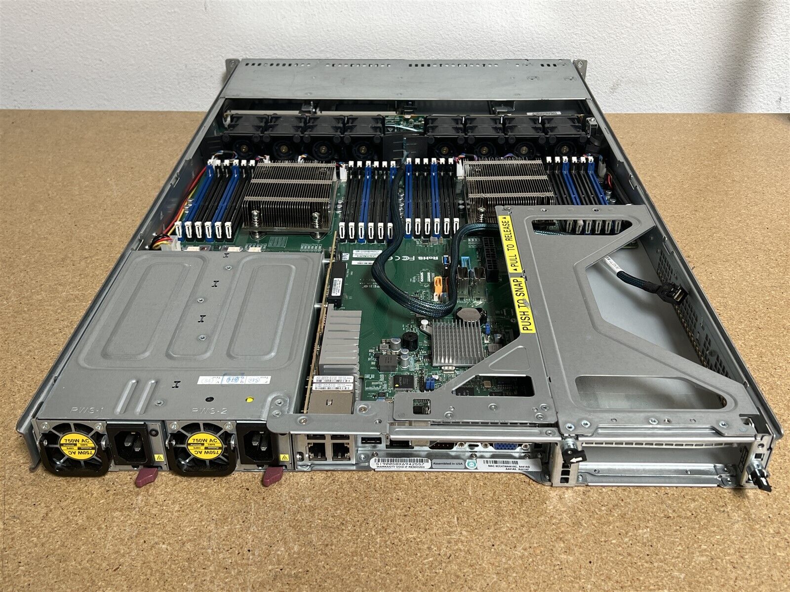 CSE-819U SUPERMICRO 6018U 1U X10DRU-I+ 4LFF 2x 8C E5-2630V3 2.4GHz 64GB RAM