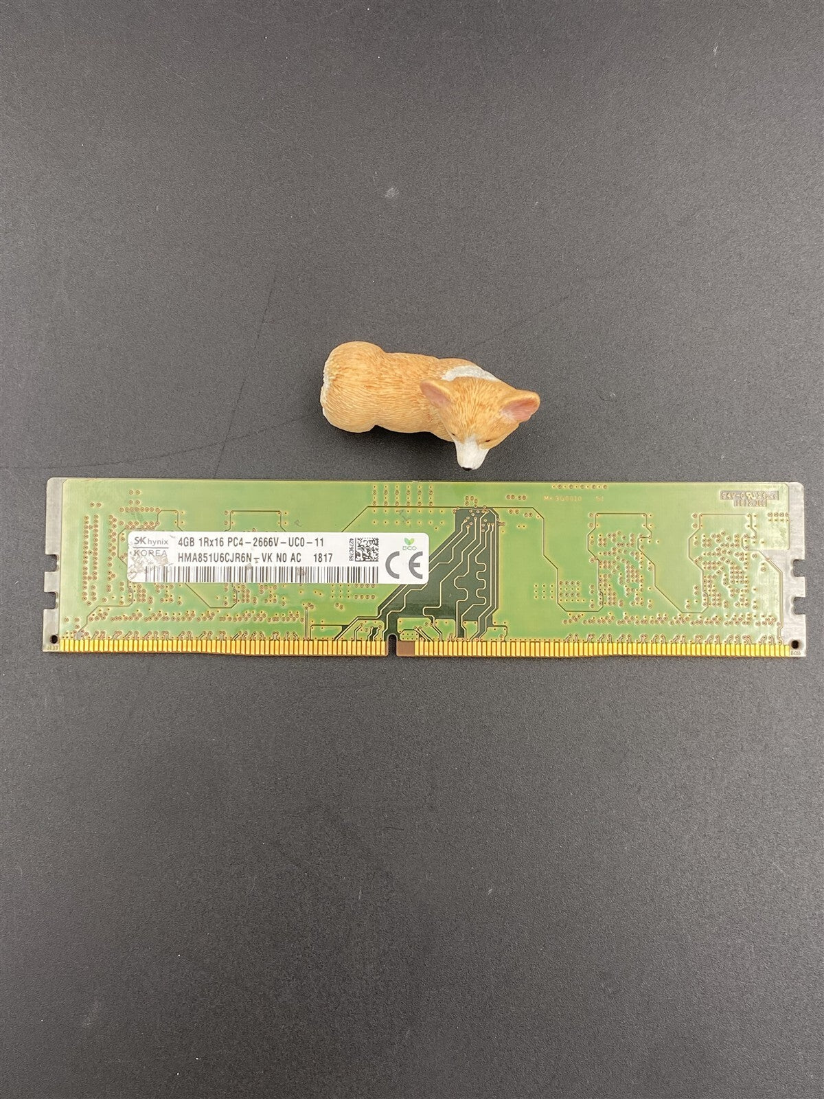 HMA851U6CJR6N-VK HYNIX 4GB 1Rx16 PC4-2666V DDR4 21300 DIMM DESKTOP MEMORY