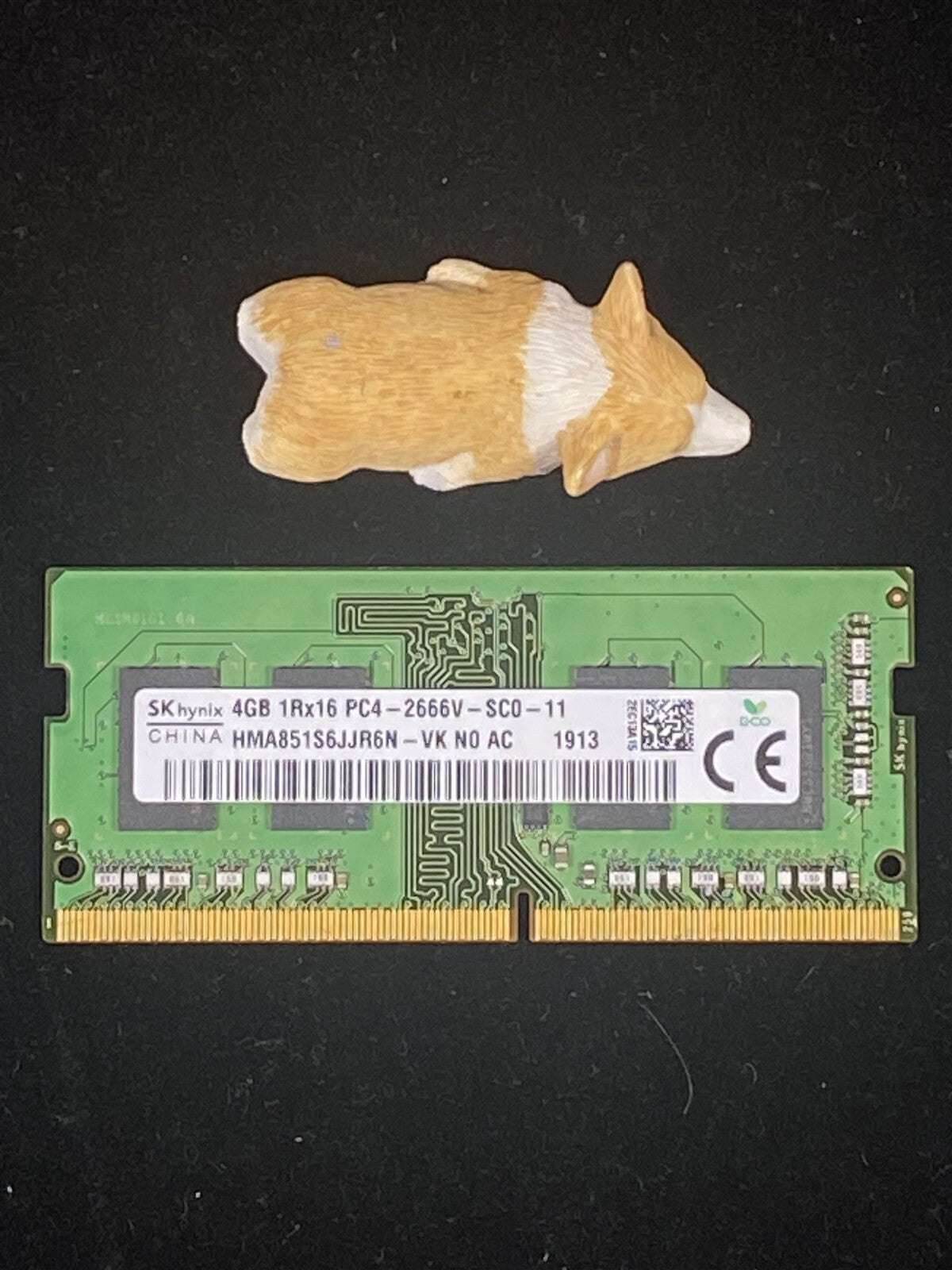 HMA851S6JJR6N-VK HYNIX 4GB (1x 4GB) 1Rx16 PC4-2666V DDR4 SODIMM LAPTOP MEMORY