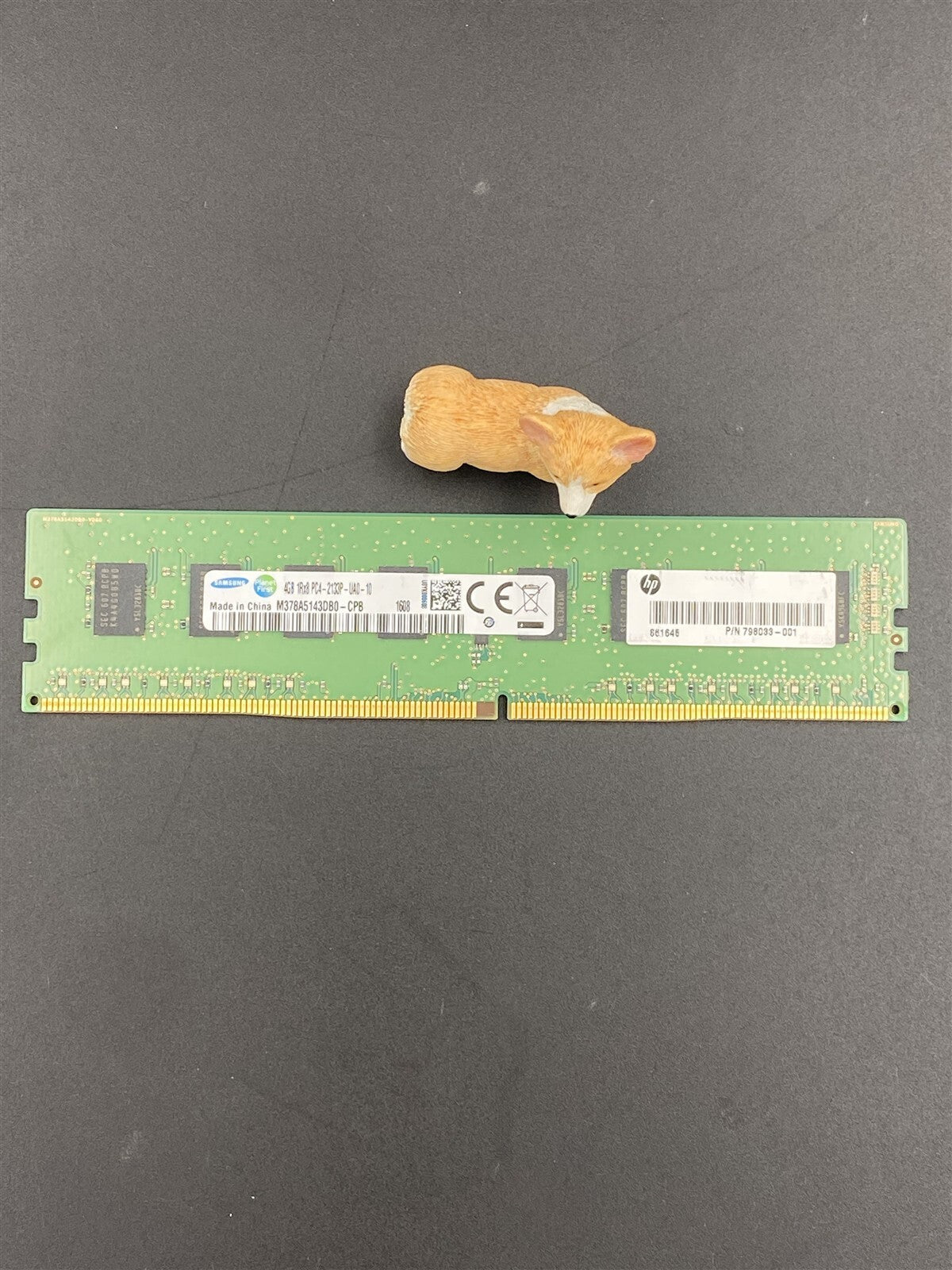 M378A5143DB0-CPB SAMSUNG 4GB 1Rx8 PC4-2133P DDR4 17000 DESKTOP MEMORY 798033-001