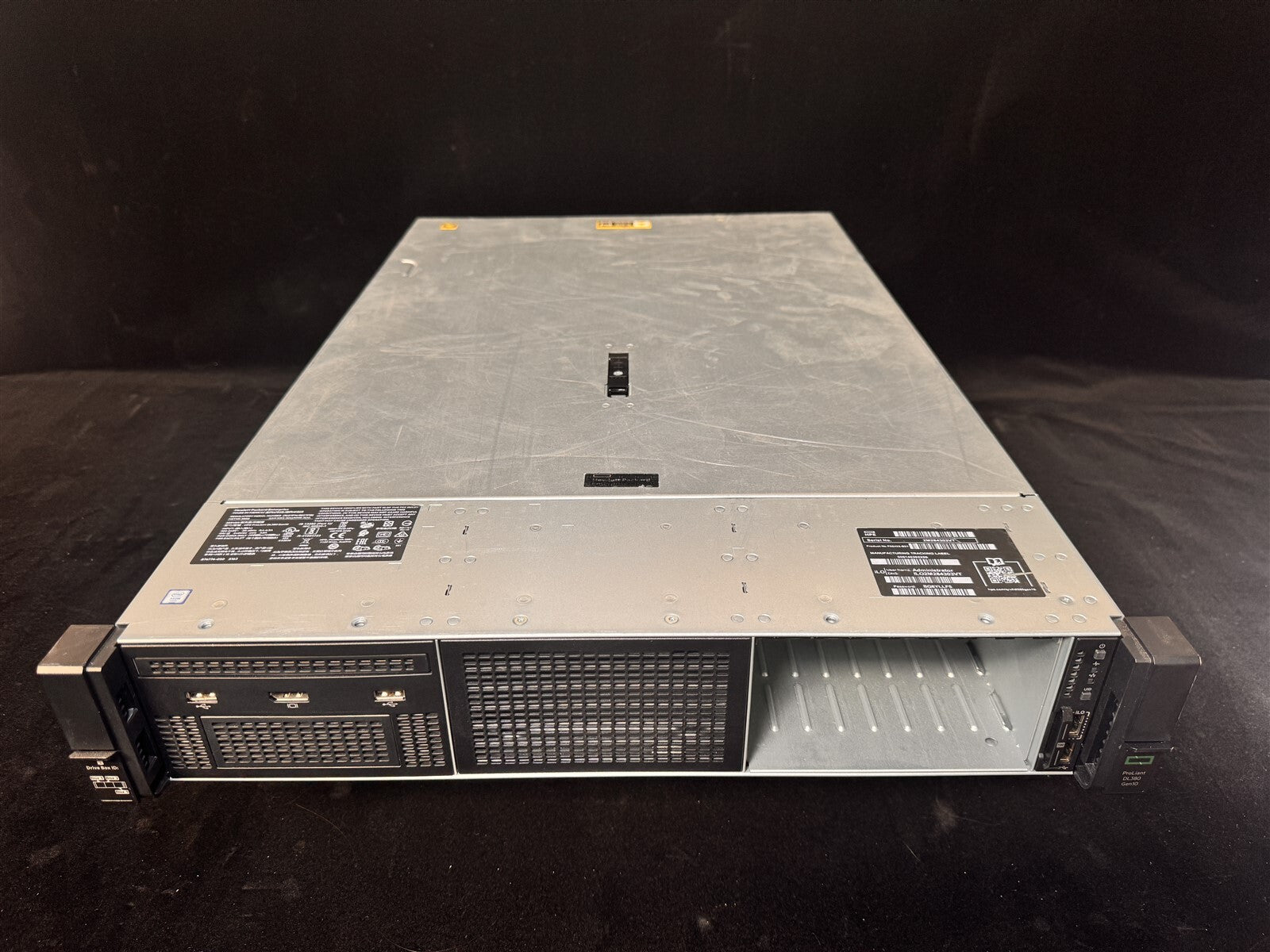 HPE ProLiant DL380 Gen10 G10 8SFF 1x 10C GOLD 5115 2.4GHz 128GB RAM 2x 1TB SSD