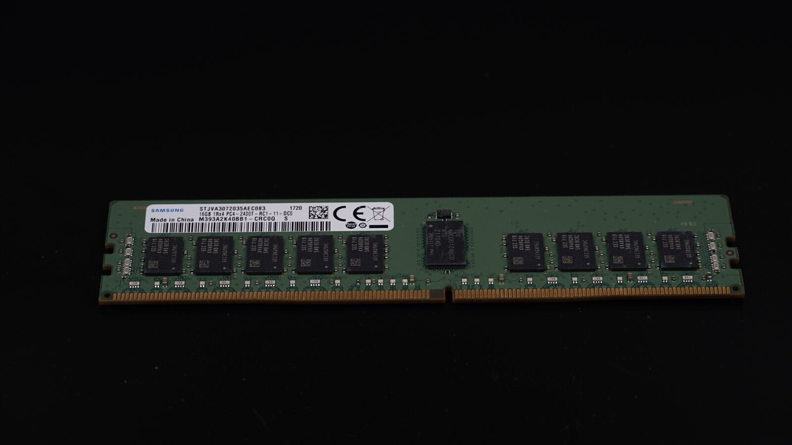 M393A2K40BB1-CRC SAMSUNG 16GB (1X16GB) 1RX4 PC4-2400T DDR4 Server Memory