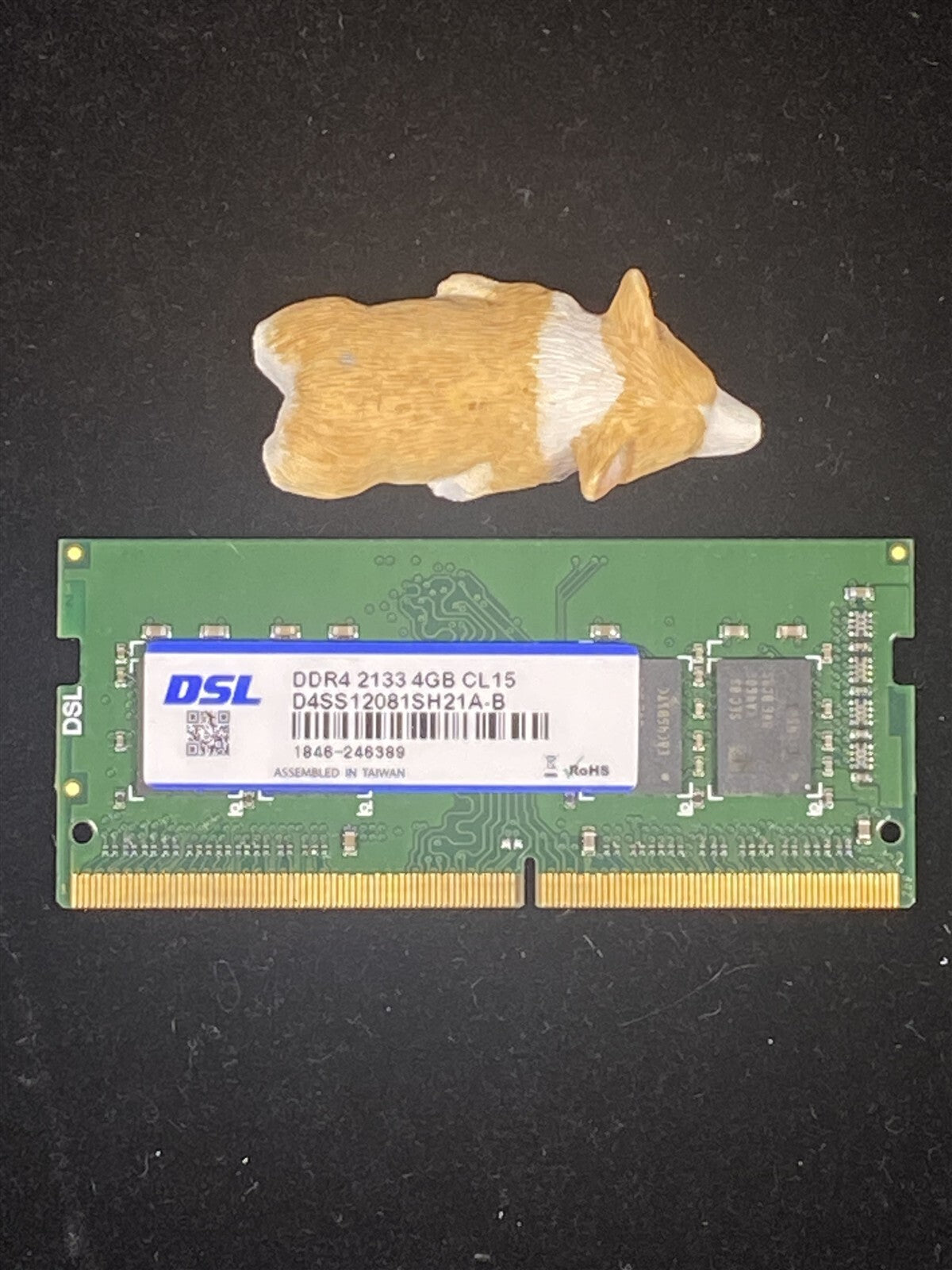 D4SS12081SH21A-B DSL 4GB (1x 4GB) PC4-2133 DDR4 CL15 LAPTOP MEMORY