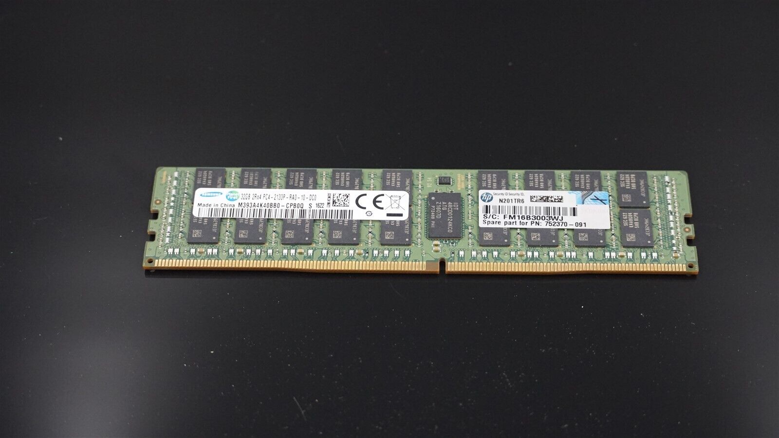 M393A4K40BB0-CPB SAMSUNG 32GB (1X32GB) 2RX4 DDR4 PC4-2133P Server Memory