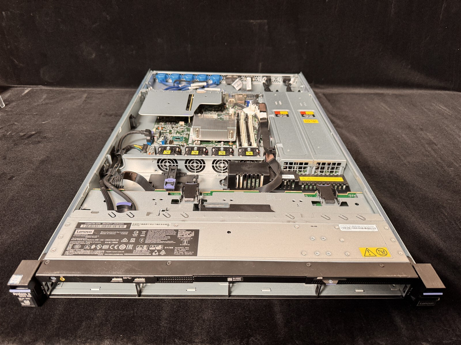 X3250 M6 LENOVO 1U SERVER 4LFF BAREBONE CHASSIS HEATSINK DUAL POWER