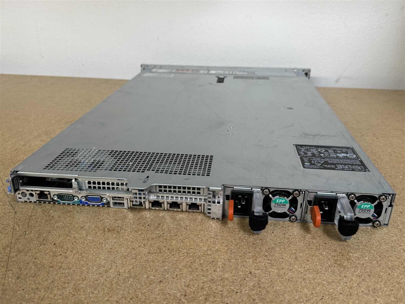 DELL POWEREDGE R640 10SFF 2x 10 CORE SILVER 4114 2.2Ghz 128GB RAM H730P NO HDD