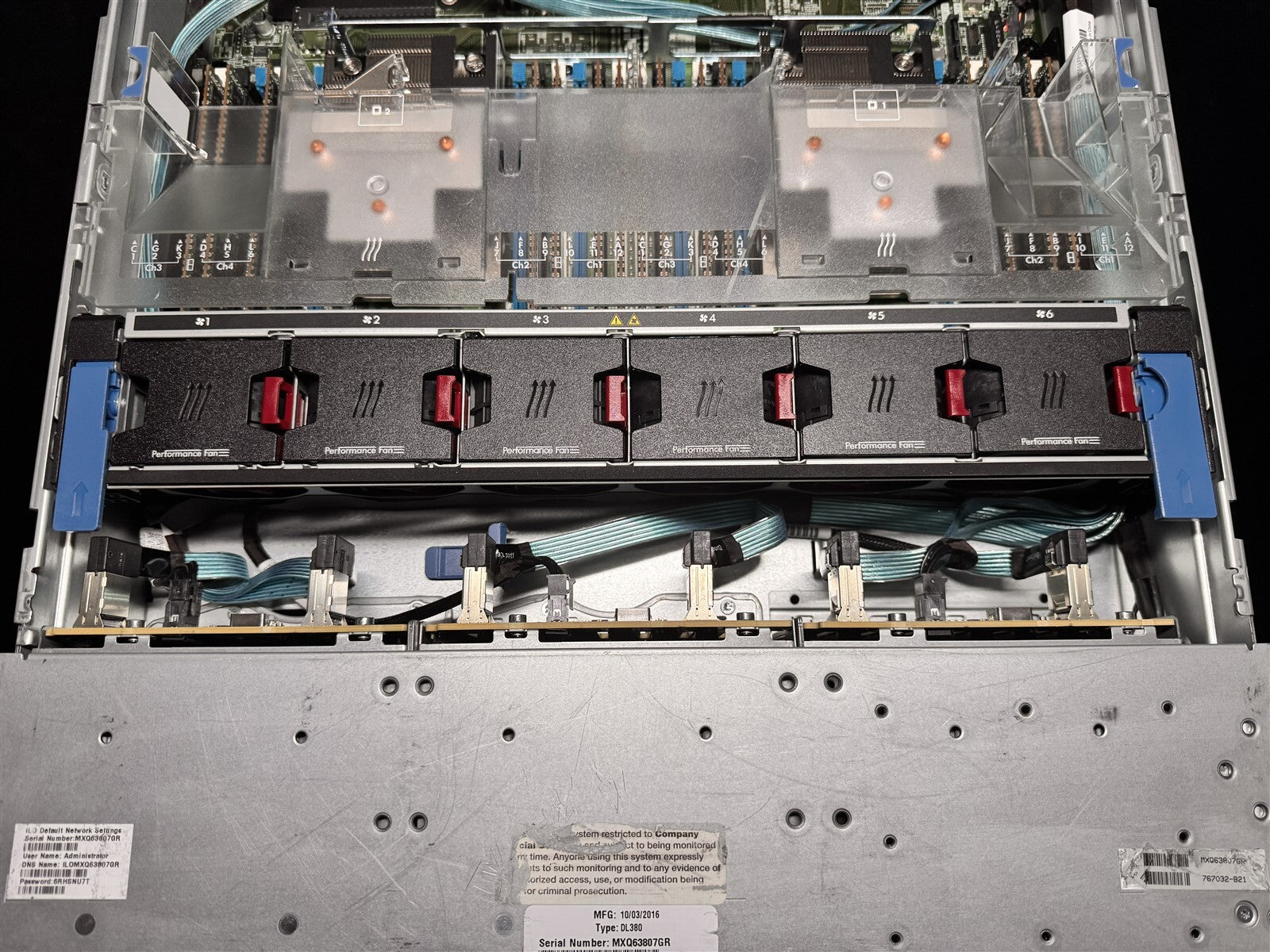 HP ProLiant DL380 Gen9 G9 24SFF 2x 8 CORE E5-2667v4 3.2GHz 128GB RAM 24x TRAYS