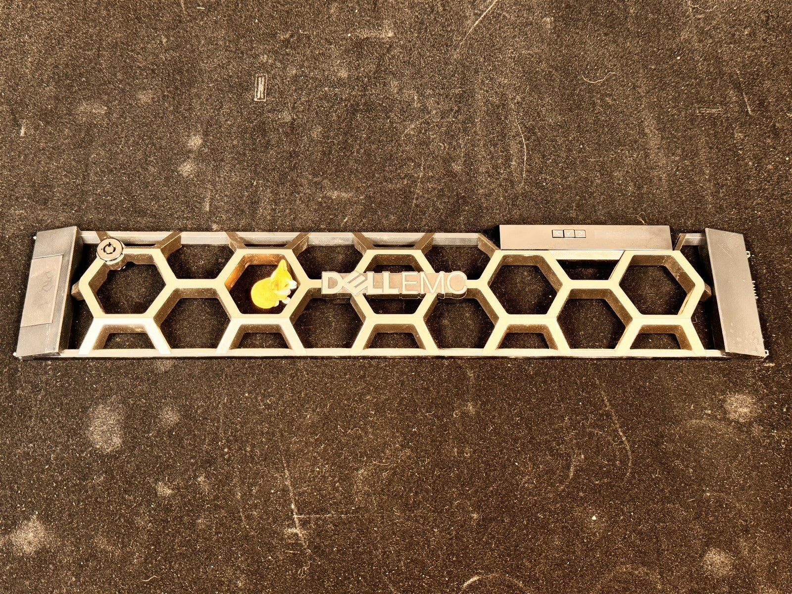 12Y5P DELL EMC POWEREDGE 2U FRONT BEZEL FOR R540 R740 R740XD R7425 R840 R750