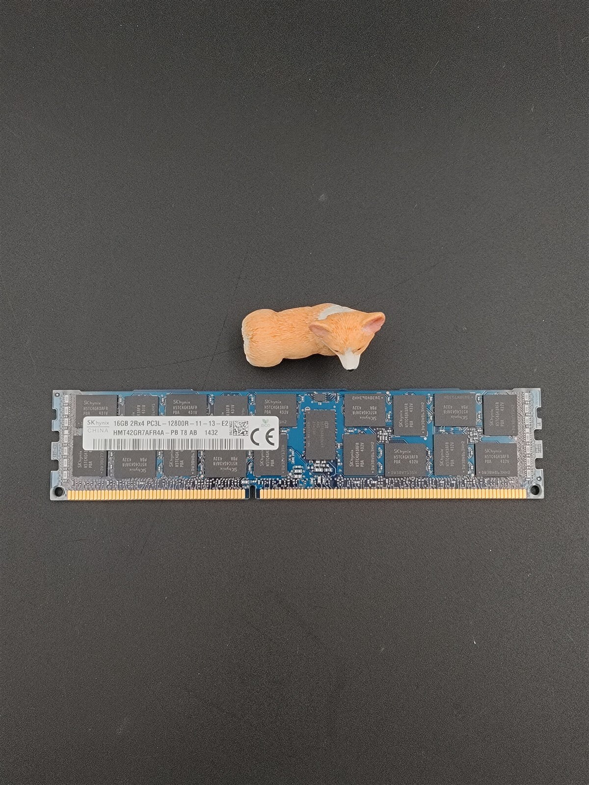 HMT42GR7AFR4A-PB HYNIX 16GB 2Rx4 PC3L-12800R DDR3 1600 ECC SERVER MEMORY