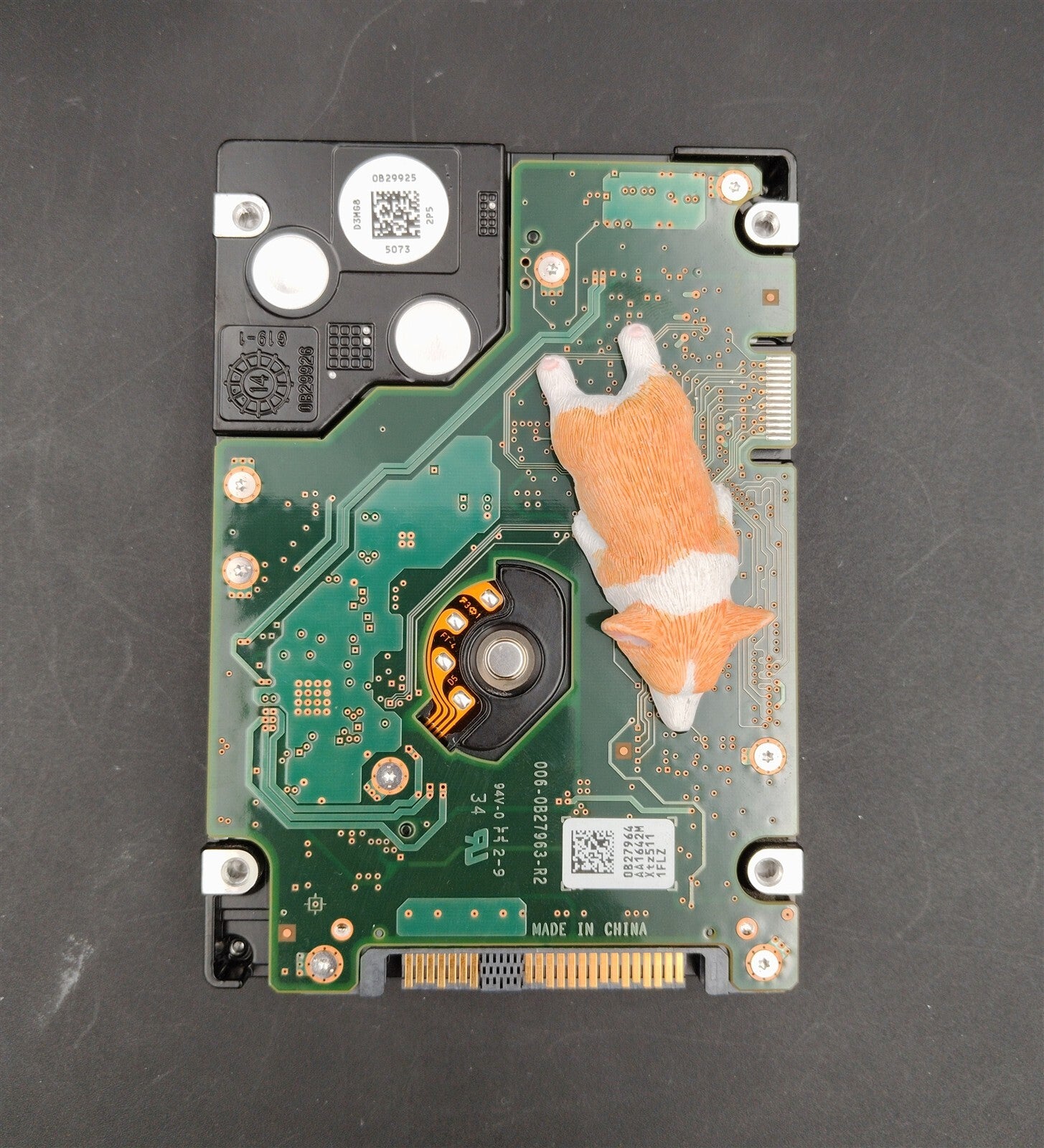 HUC109060CSS600 HGST 600GB 10K 2.5" SAS SFF HARD DRIVE 0B26071 EMC
