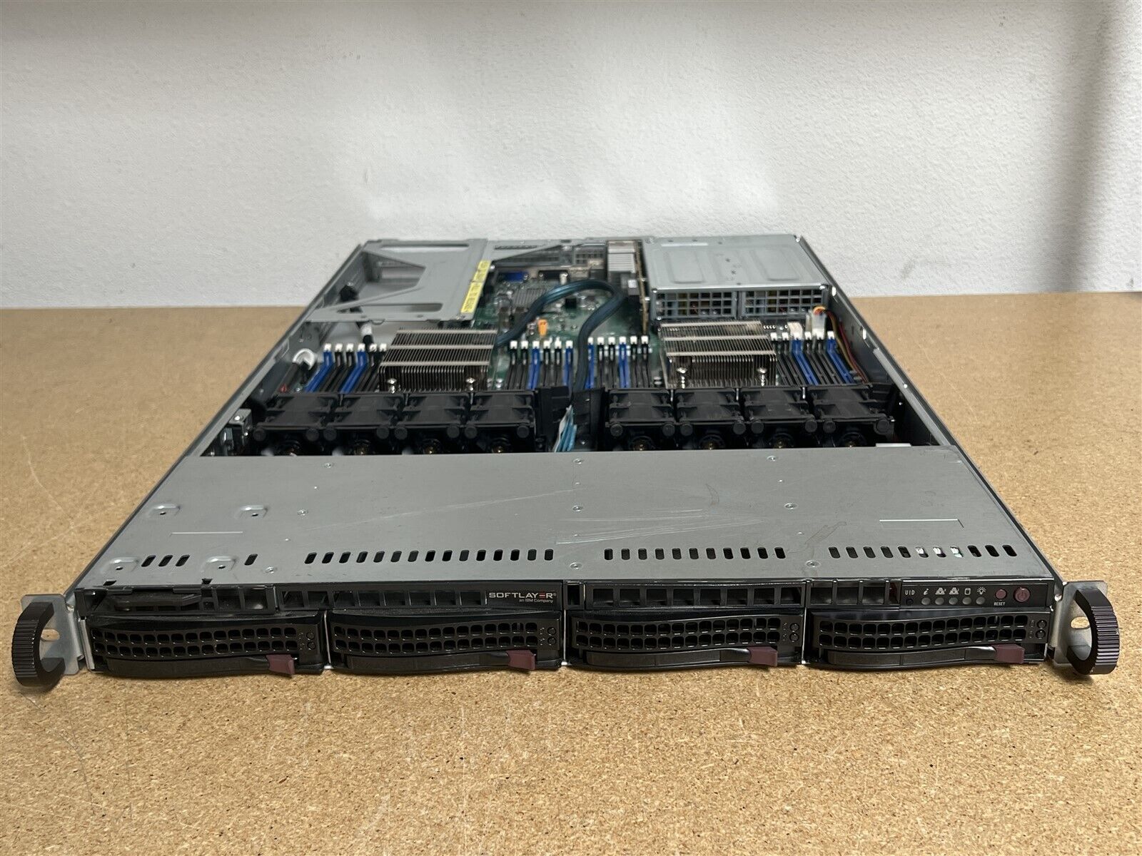 4796105