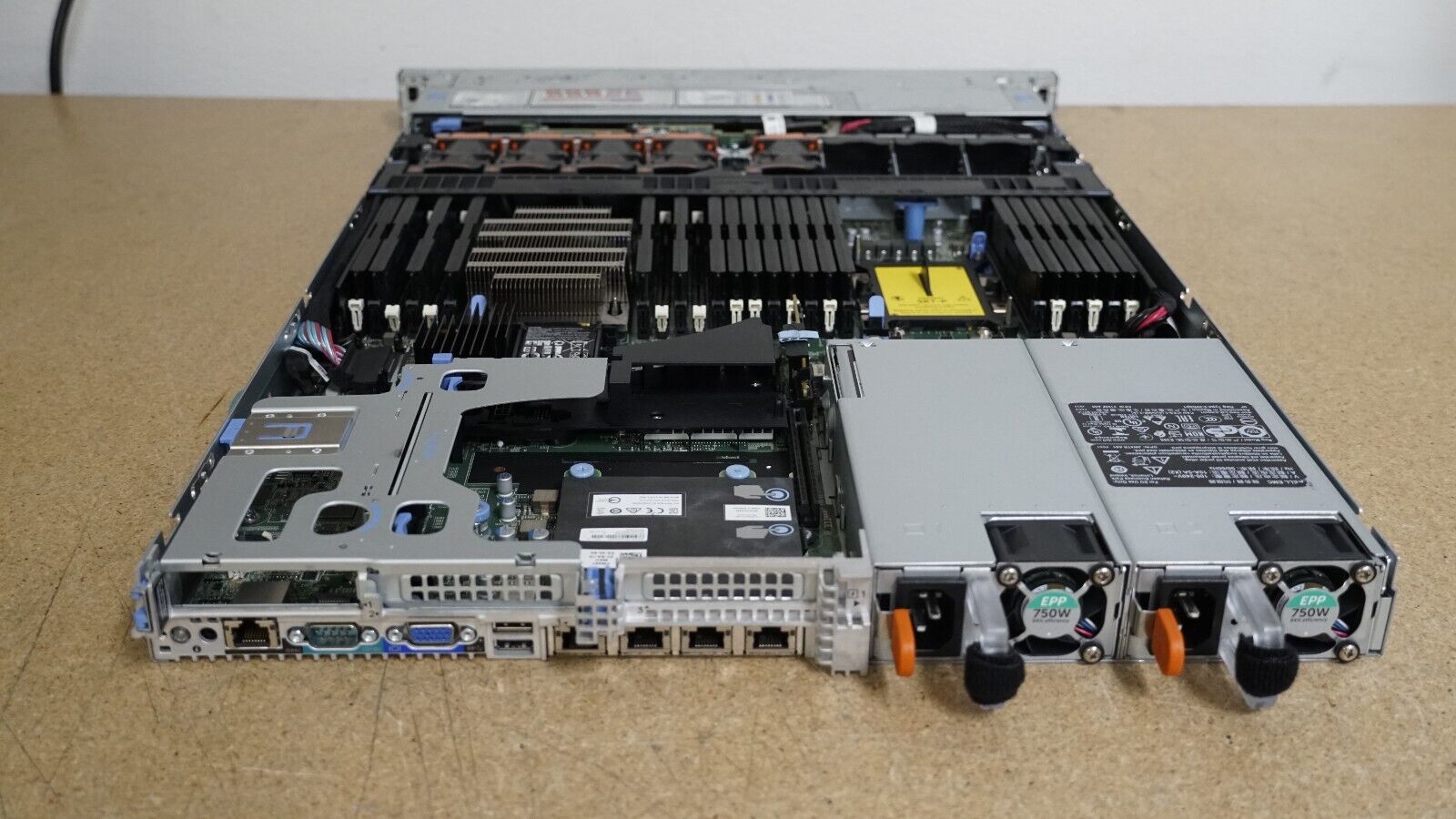 DELL POWEREDGE R640 8SFF 2x 20 CORE GOLD 6138 2.0GHZ H730P ADD MEMORY