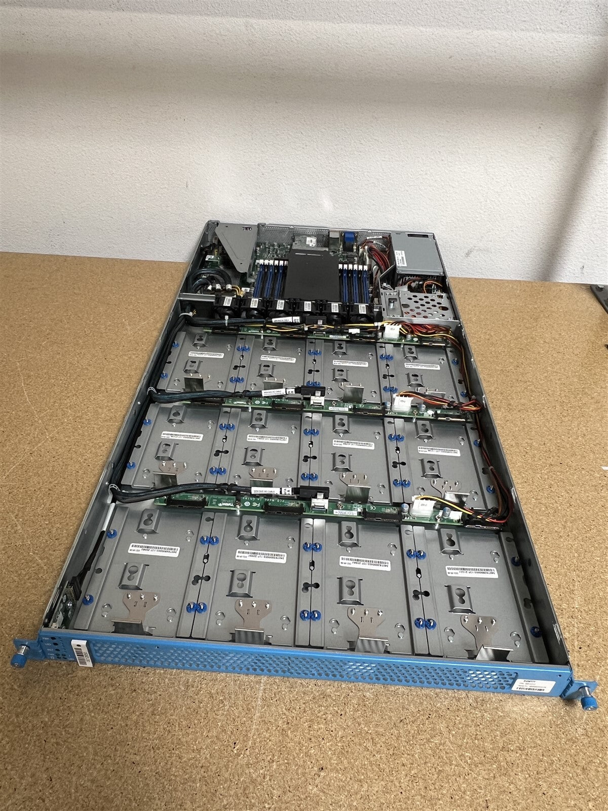 TYAN GT86C-B5630 1U SERVER 1x XEON 16 CORE GOLD 6130 2.1GHz 128GB RAM 12x 3.5"