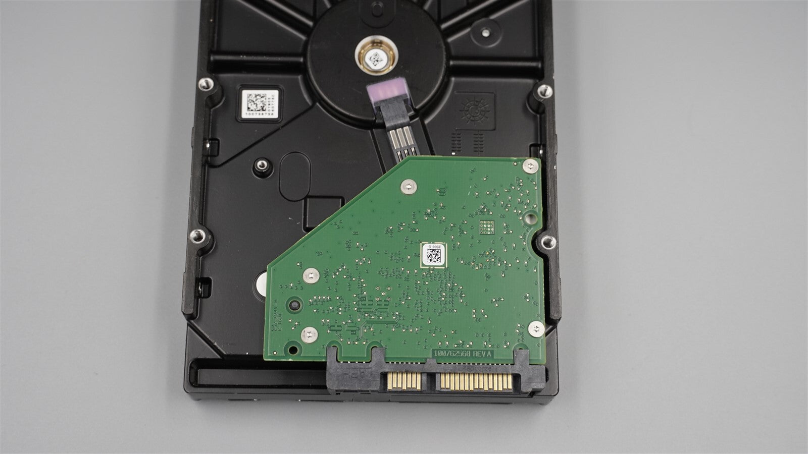 ST2000DM001 SEAGATE BARRACUDA 2TB SATA III 7.2K 6GB/S 3.5" HARD DRIVE PC DESKTOP