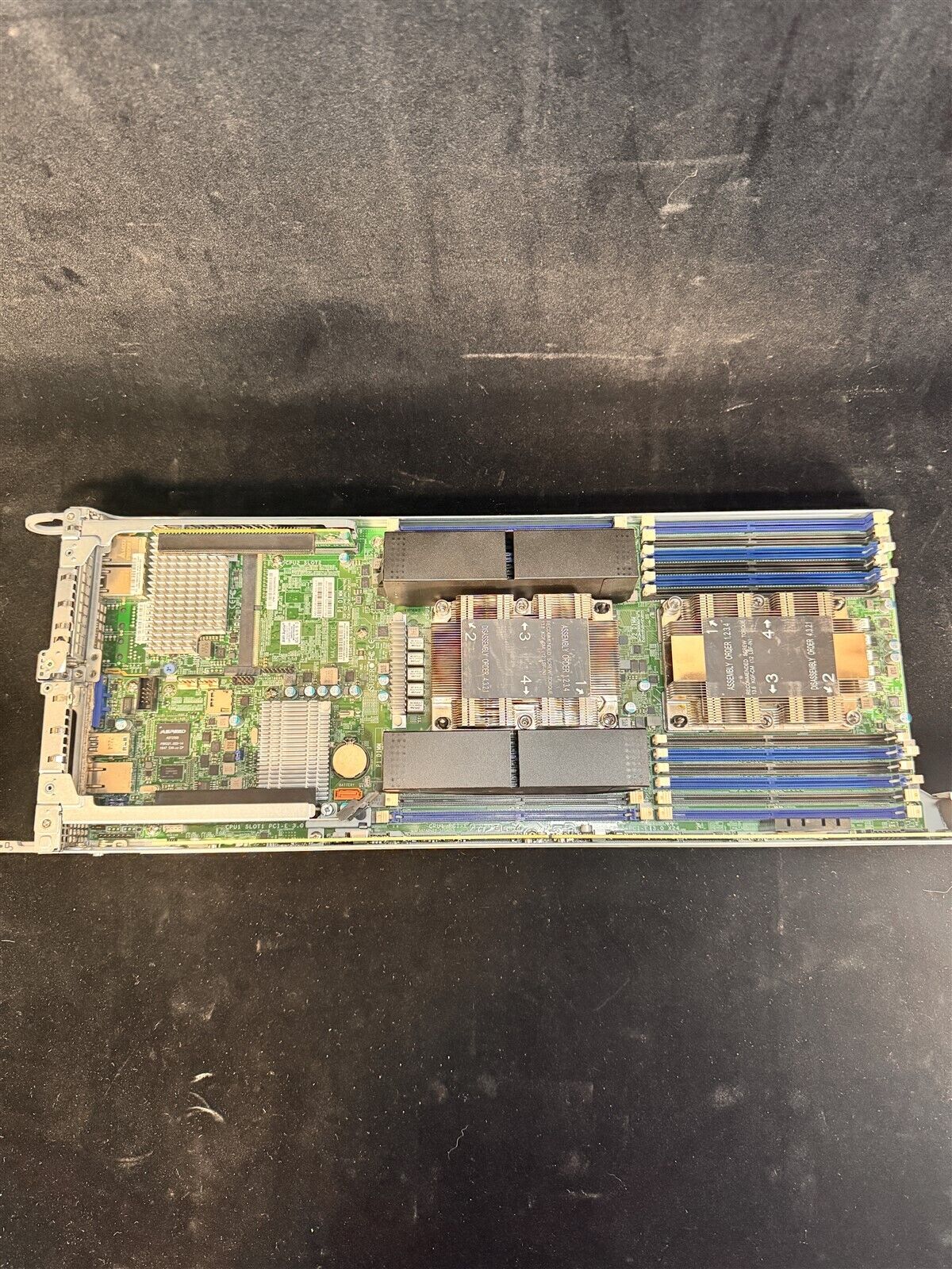 4960774