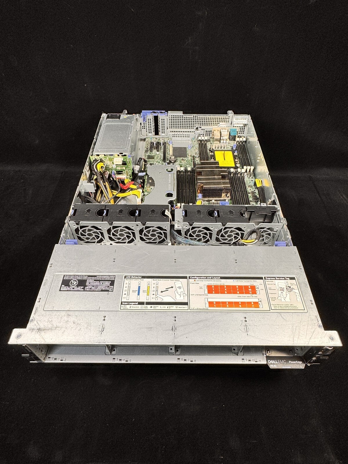 DELL POWEREDGE R540 12LFF SERVER 1x 10C SILVER 4210R 2.4GHz 32GB RAM 2x240GB SSD