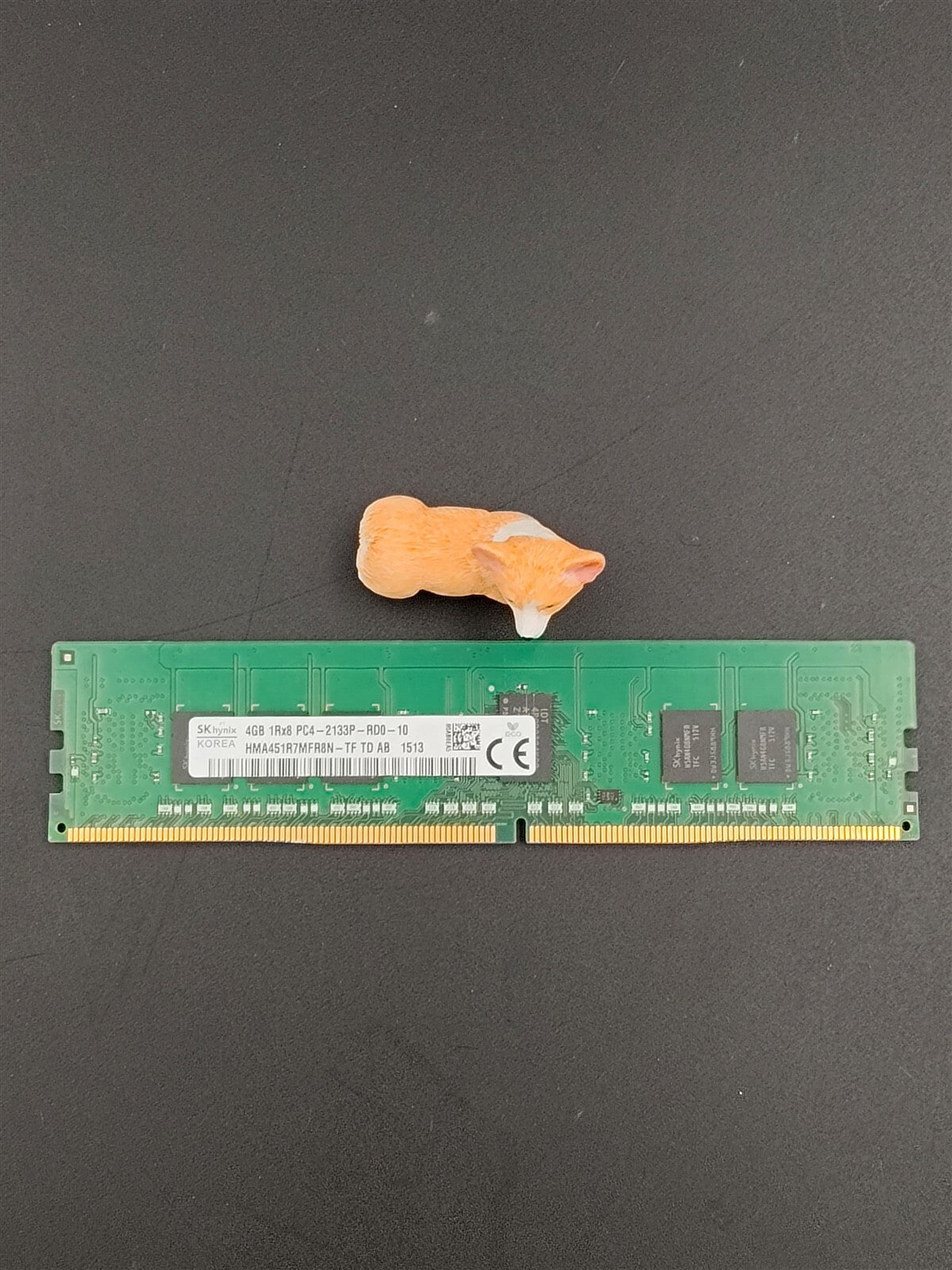 LOT OF 2 HMA451R7MFR8N-TF HYNIX 4GB (1x4GB) 1Rx8 PC4-2133P 17000 DDR4 ECC MEMORY
