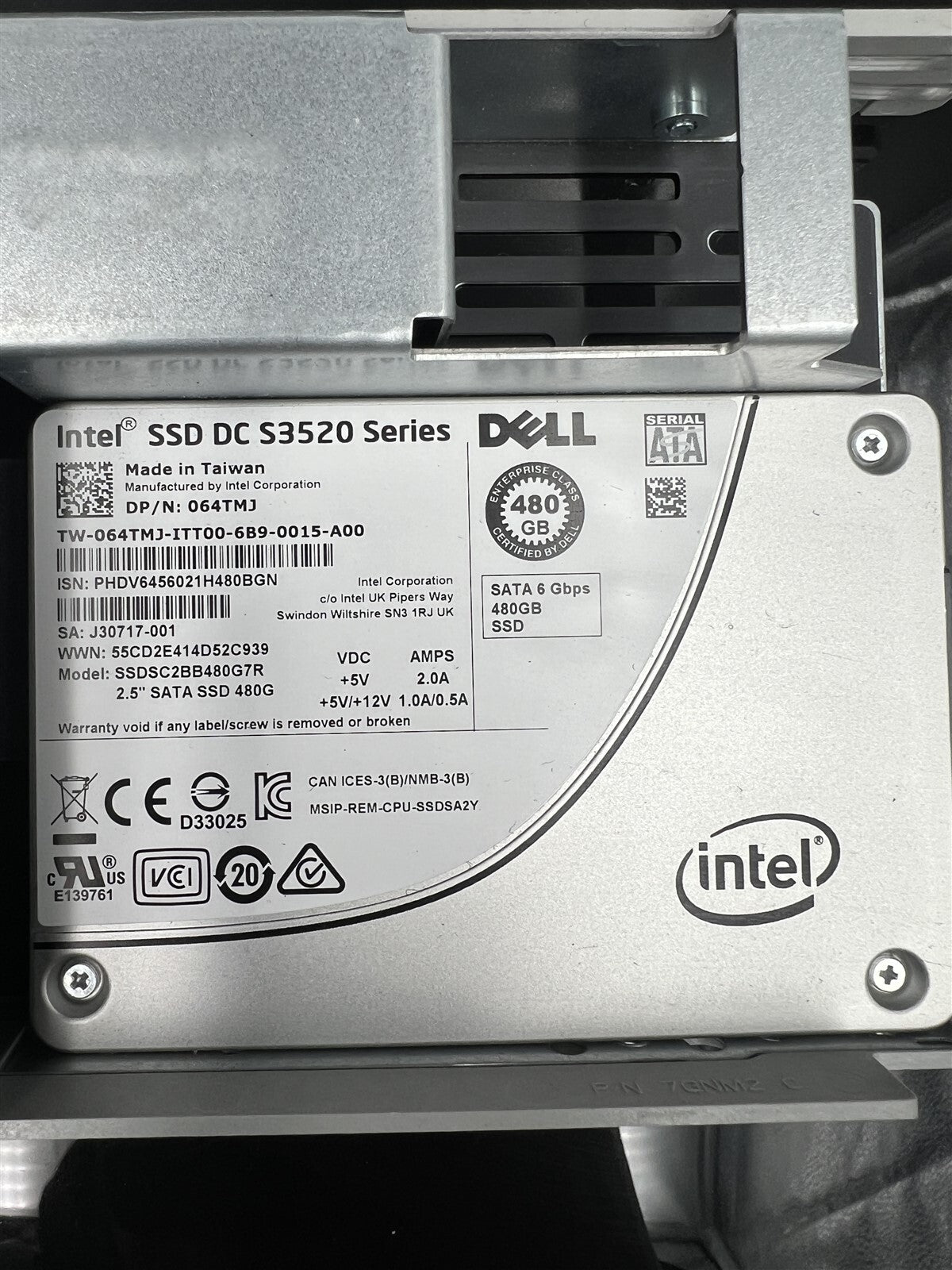 64TMJ SSDSC2BB480G7R DELL INTEL S3520 480GB SATA 6Gbps SSD WITH 3.5" TRAY 90%+