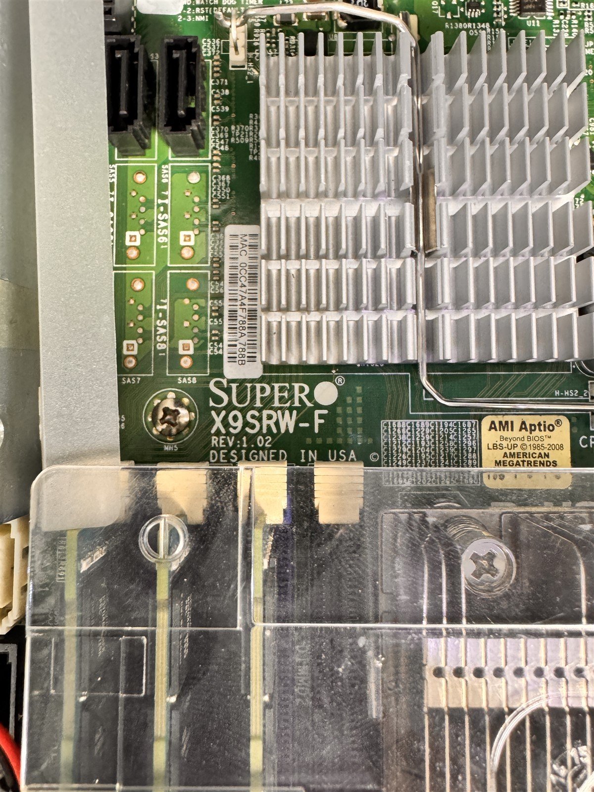 5017R-WRF SUPERMICRO X9SRW-F 1U SERVER 4LFF 1x 6C E5-2620 2GHz 12GB 2x 3TB SATA