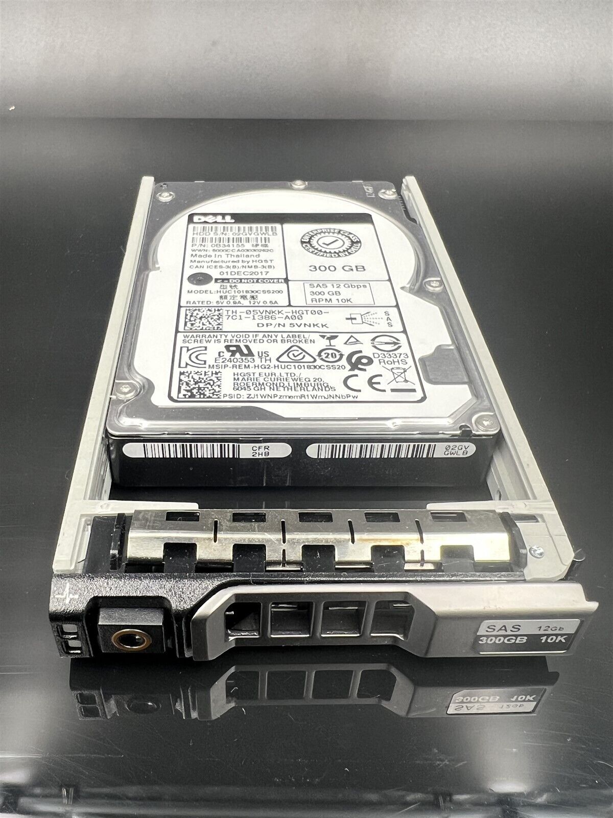 5VNKK HUC101830CSS200 DELL HGST 300GB 10K 12Gb/S 2.5" SAS WITH TRAY