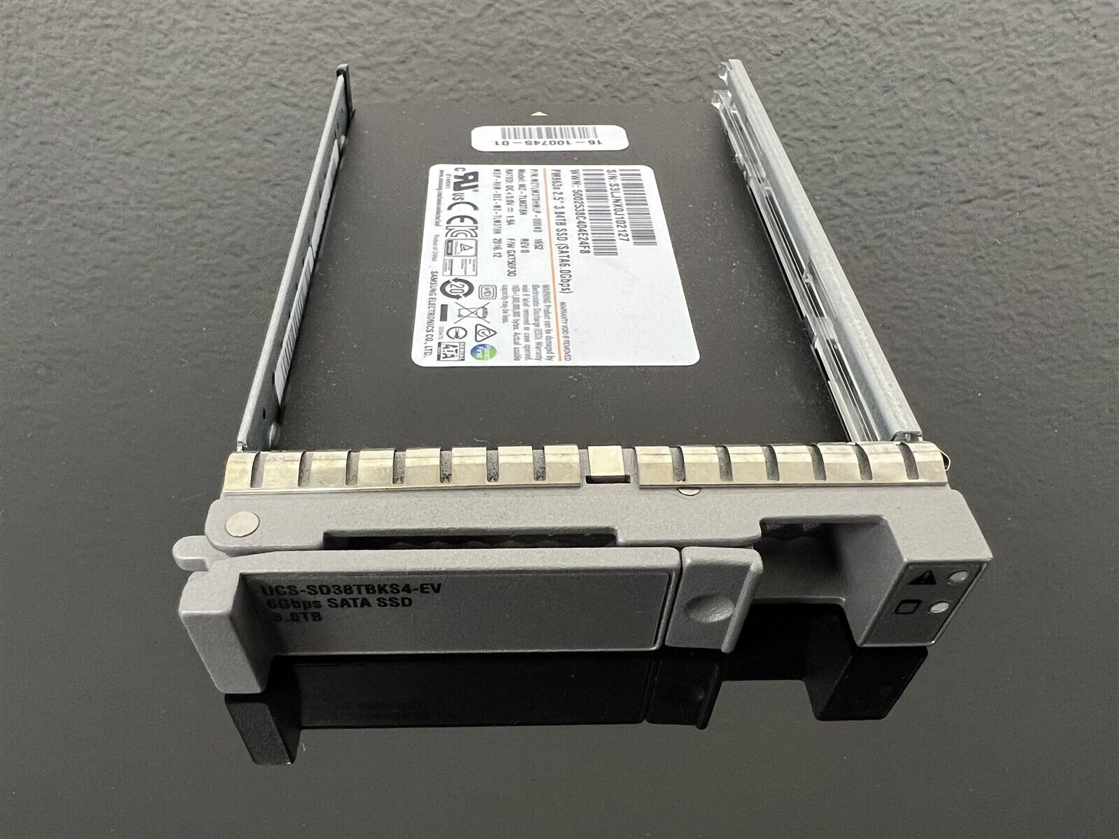 UCS-SD38TBKS4-EV CISCO SAMSUNG PM863A 3.84TB 2.5" SATA SSD SOLID STATE WITH TRAY